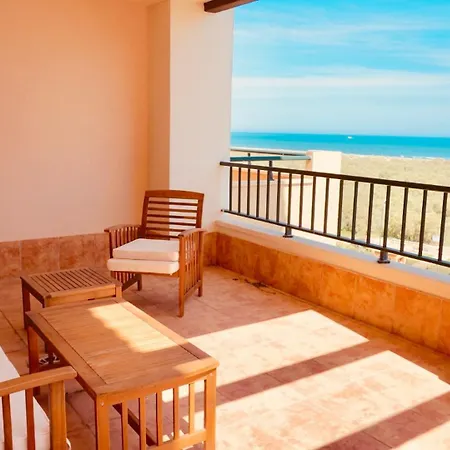 Pelícanos, Playa Apartamento
